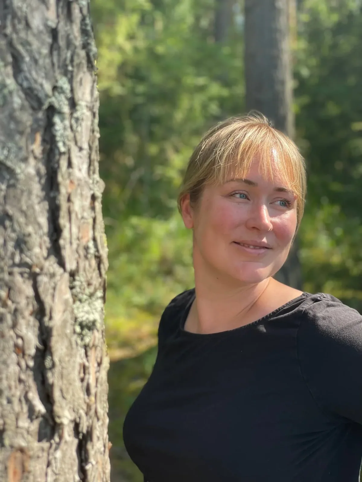 Elisa Riutta, mindfulness teacher, in a reflective portrait
